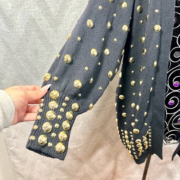Vintage Bonnie Boerer & Company gold studded black knit cardigan size M - Picture 4 of 10